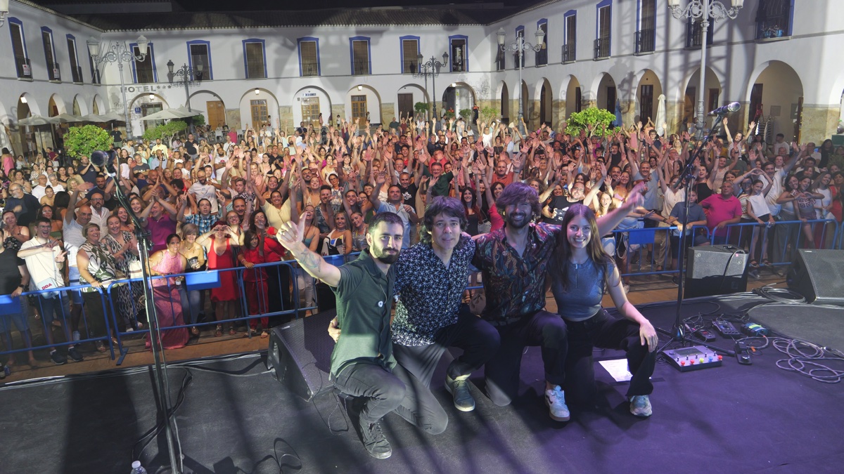 David Otero y Fernandisco inauguran por todo lo alto los Festivales de la Feria de Berja 2025